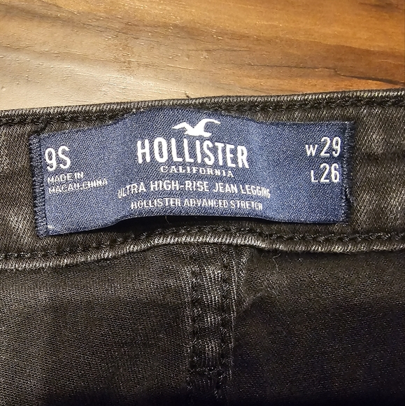 HOLLISTER Ultra High Rise Jean Legging.Size 9S 29/26inseam. - Picture 3 of 5